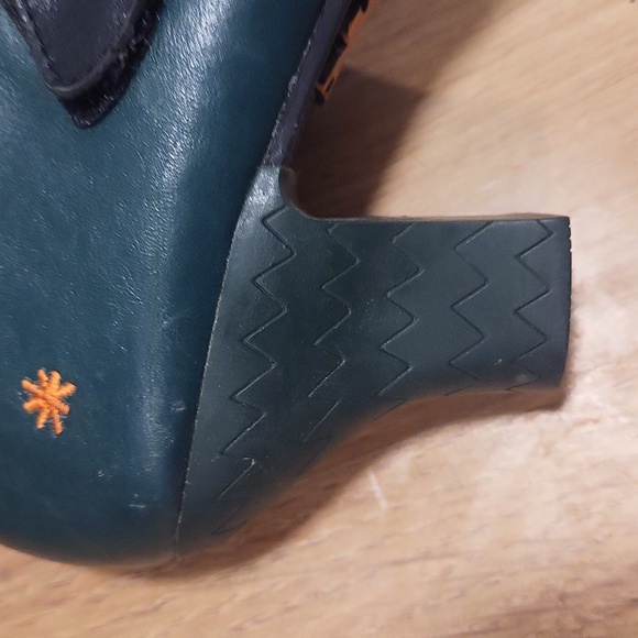 Art ShoesGreen Leather Mary Jane Flats Size 39  Made in Spain - Picture 6 of 7